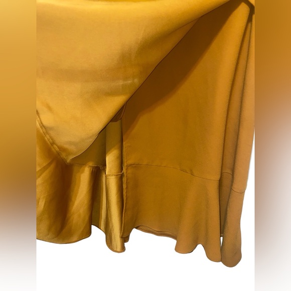 GIBSON LATIMER | Faux Wrap Dress | Size Small | Mustard Color - Picture 5 of 6